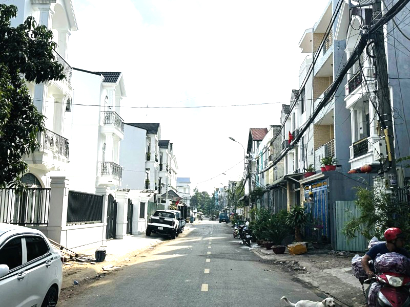 Bán Nhà 3 Tầng Mặt Tiền 105m2_5x21m 📍Gần Chợ Nông Sản Thủ Đức Bình Chiểu Chỉ 6,8 tỷ, - Ảnh 1
